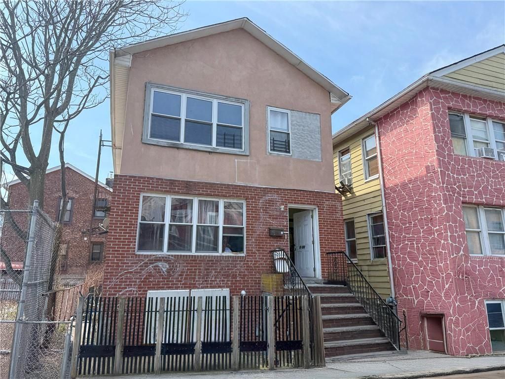 Photo of 3028 Brighton 8th Street, Brooklyn, NY 11235 (MLS # 500039)