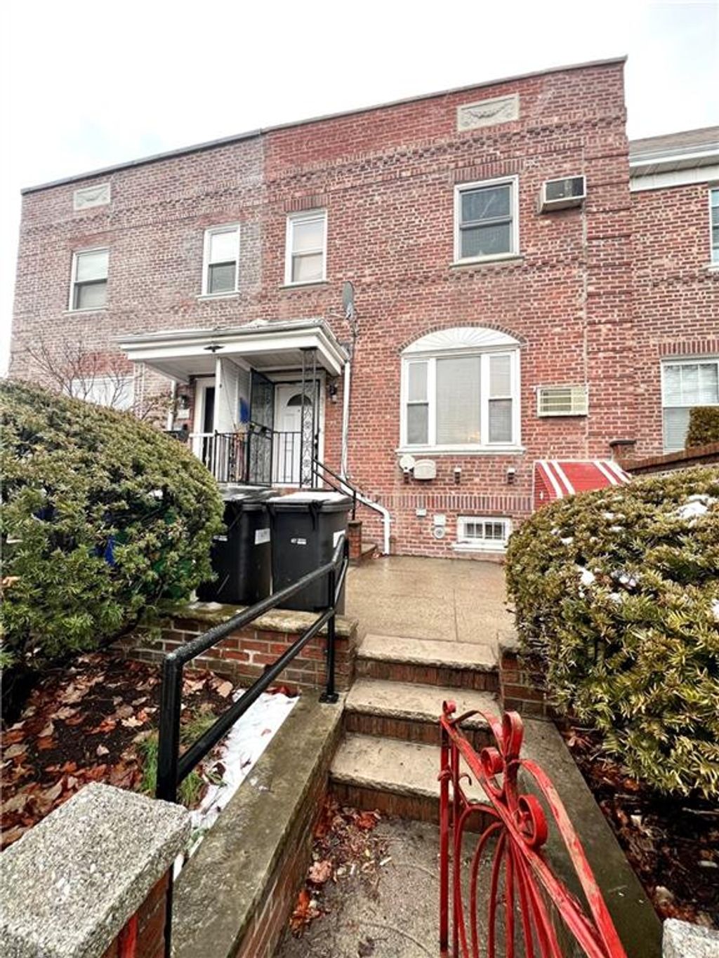Photo of 334 Bay 13th Street, Brooklyn, NY 11214 (MLS # 498983)