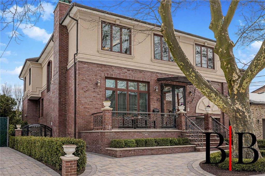 Photo of 73 Barlow Drive, Brooklyn, NY 11234 (MLS # 504655)