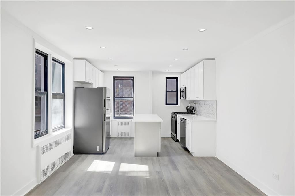 Photo of 61 Oliver Street Street #1T, Brooklyn, NY 11209 (MLS # 496472)