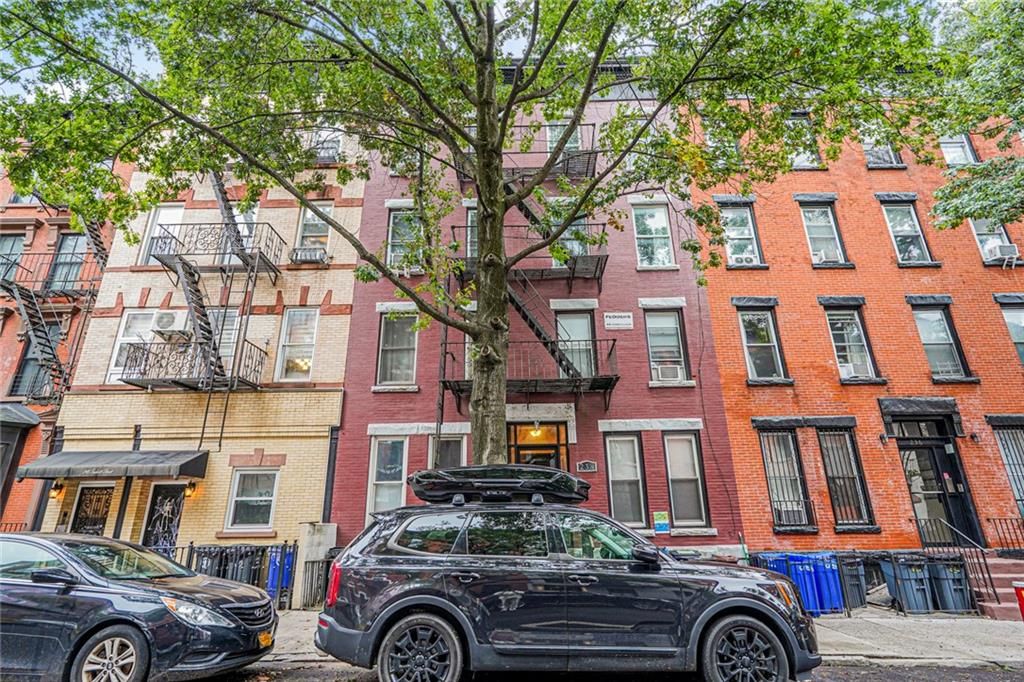 Photo of 238 Sackett Street, Brooklyn, NY 11231 (MLS # 496421)