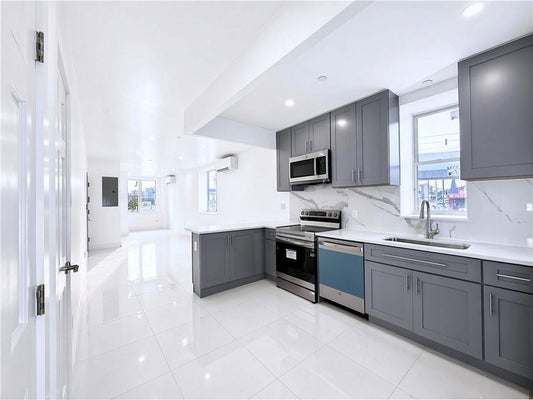 2815 W 17TH ST # 1A, BROOKLYN, NY 11224 - Image df60c39402d76feeefb43a7059aa0a9e/3704748503