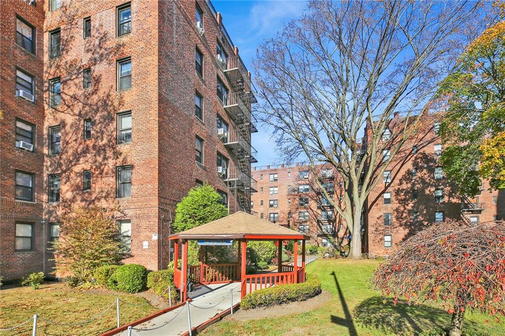 35 Oliver Street #1D, Brooklyn, New York image 1