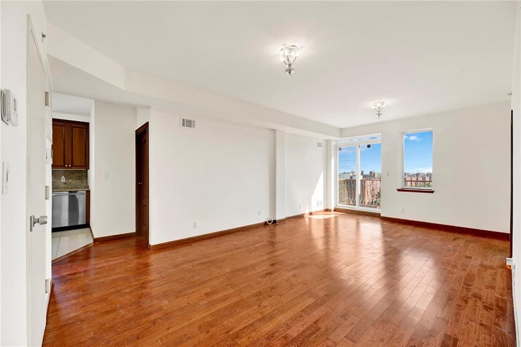Photo of 842 Ocean Parkway #8A, Brooklyn, NY 11230 (MLS # 495172)