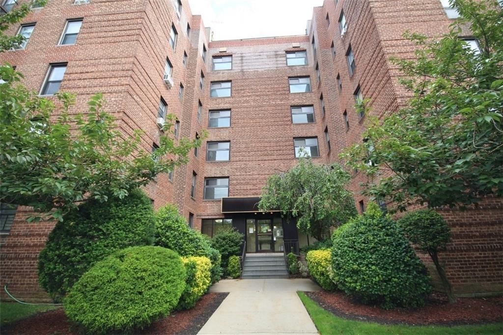 Photo of 2209 Knapp Street #1F, Brooklyn, NY 11229 (MLS # 499307)