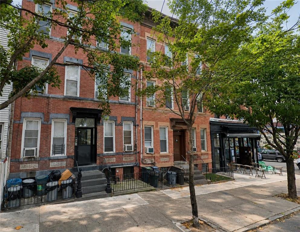 Photo of 28 St Nicholas Avenue #2L, Brooklyn, NY 11237 (MLS # 503129)