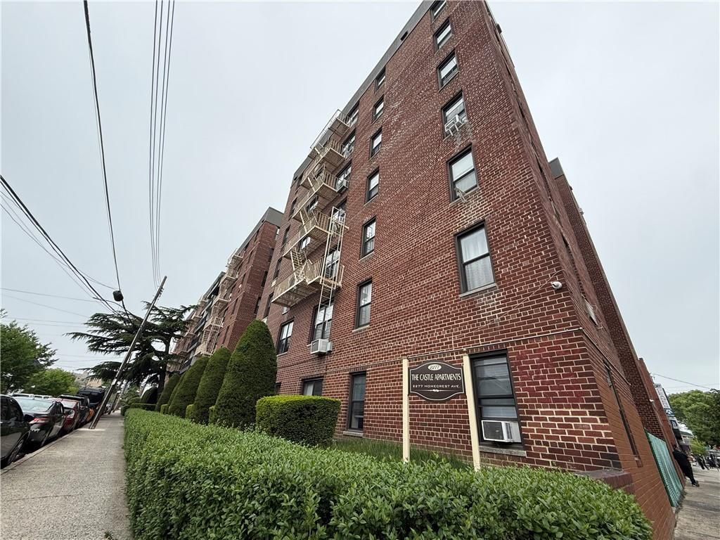 Photo of 2277 Homecrest Avenue #6G, Brooklyn, NY 11229 (MLS # 501316)