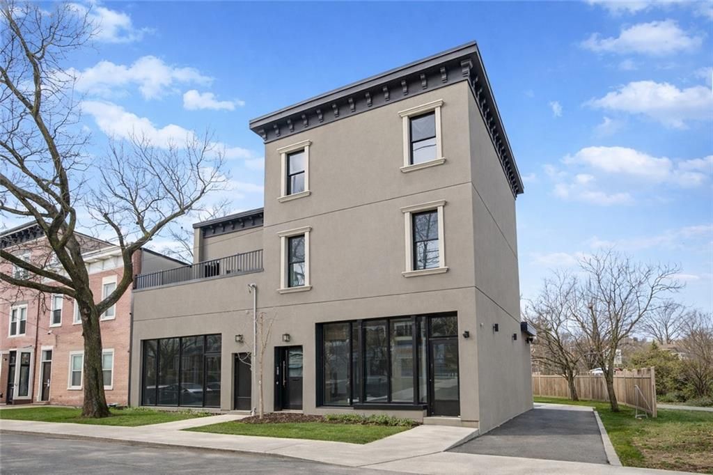 Photo of 1230 Bay Street, Staten Island, NY 10305 (MLS # 499394)