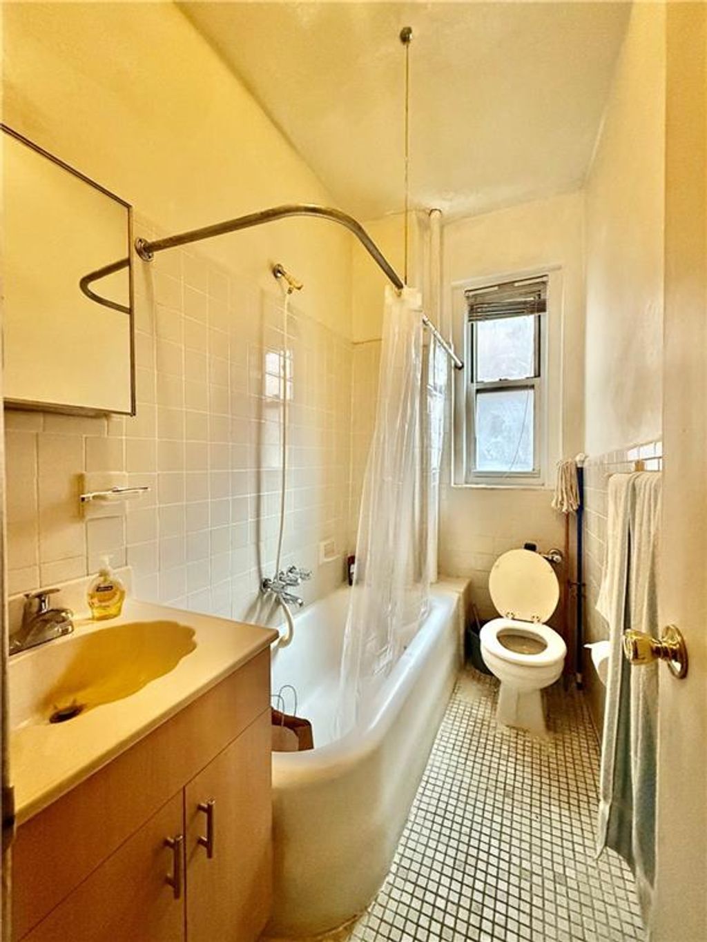 Photo of 1961 65th Street #3A, Brooklyn, NY 11204 (MLS # 500424)