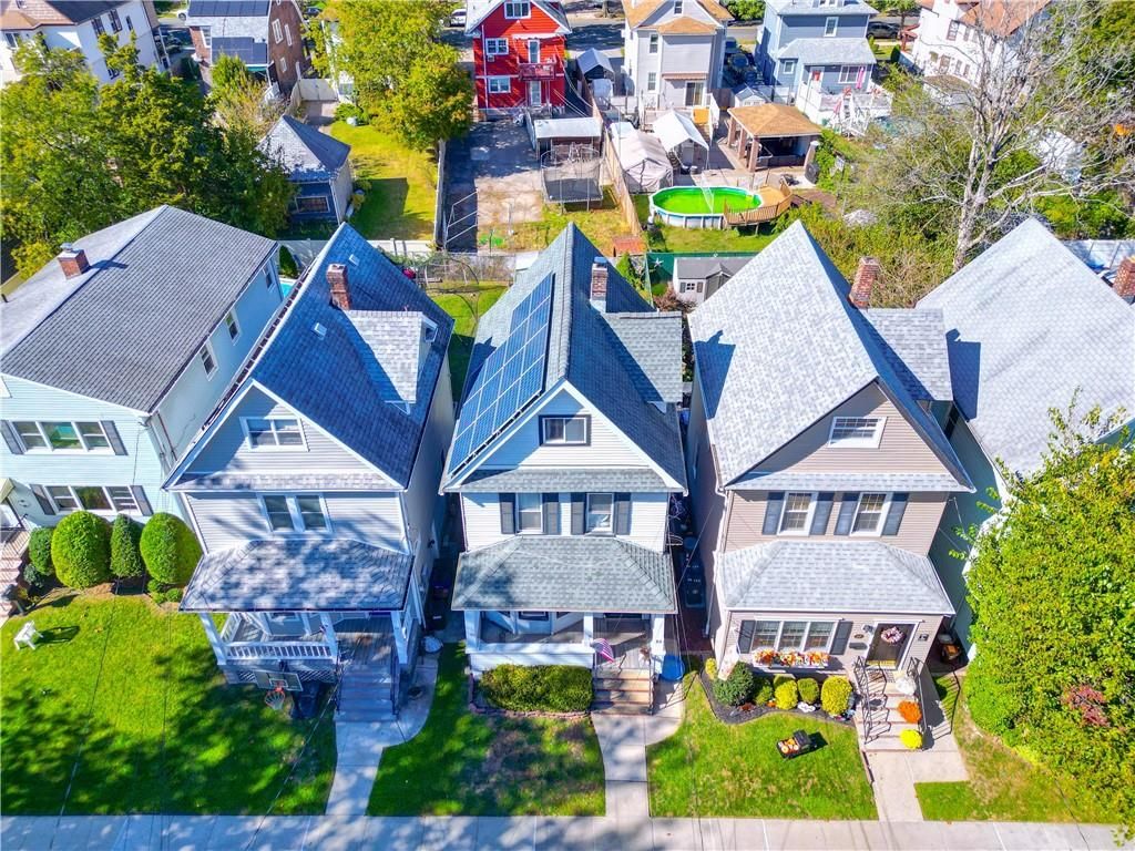 Photo of 28 Lexington Avenue, Staten Island, NY 10302 (MLS # 496699)