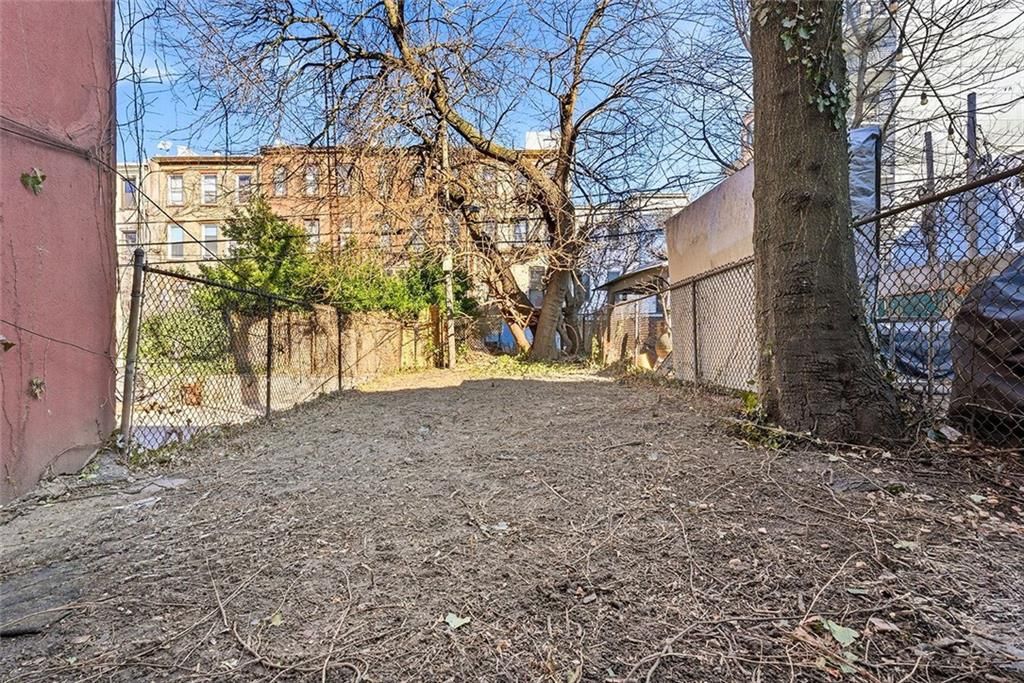 Photo of 225 18th Street, Brooklyn, NY 11215 (MLS # 498281)