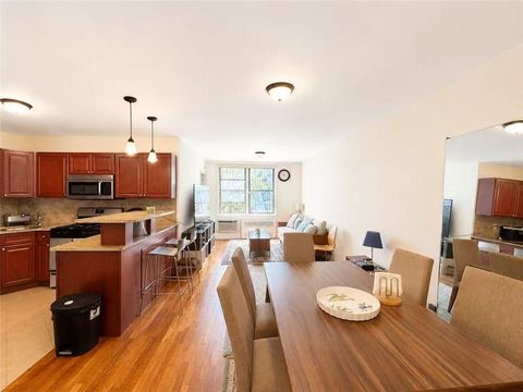 Homes For Sale - 275 Webster Avenue #2K<br/> Brooklyn, NY 11230