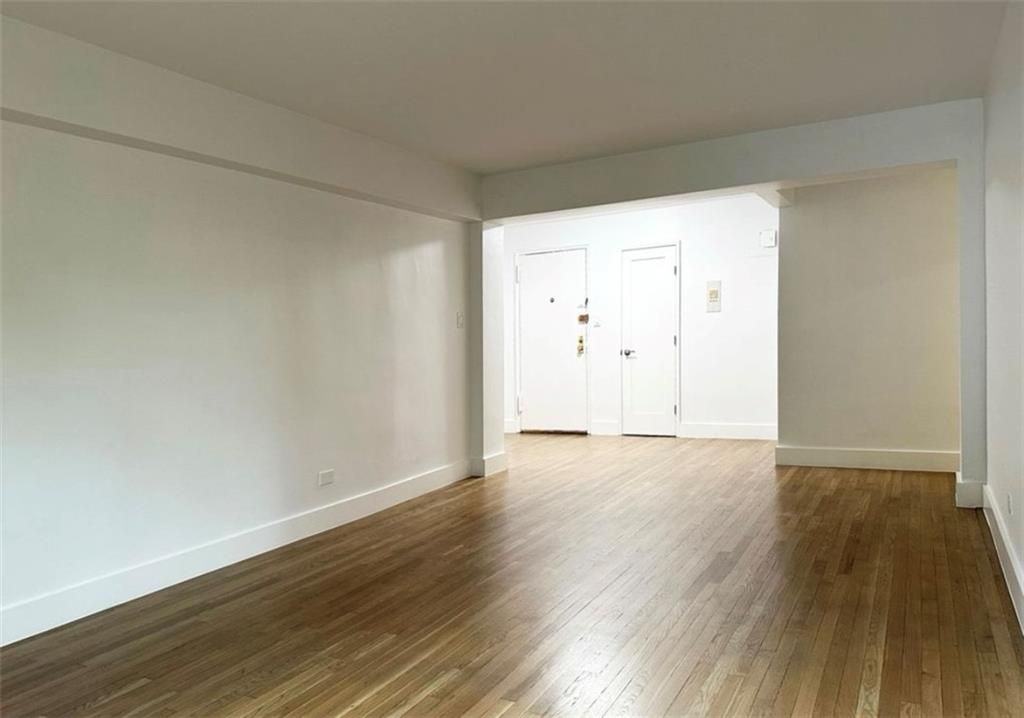 Photo of 9511 Shore Road #308, Brooklyn, NY 11209 (MLS # 497600)