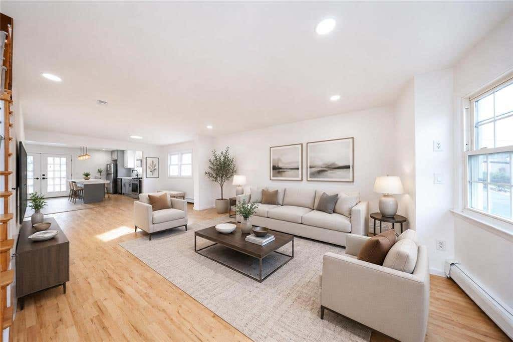 Photo of 370 Atlantic Avenue, Staten Island, NY 10305 (MLS # 503498)