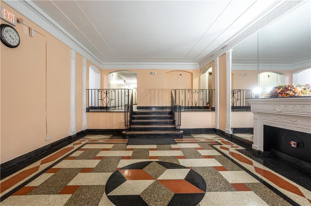 Photo of 110 Shore Boulevard #5A, Brooklyn, NY 11235 (MLS # 499466)