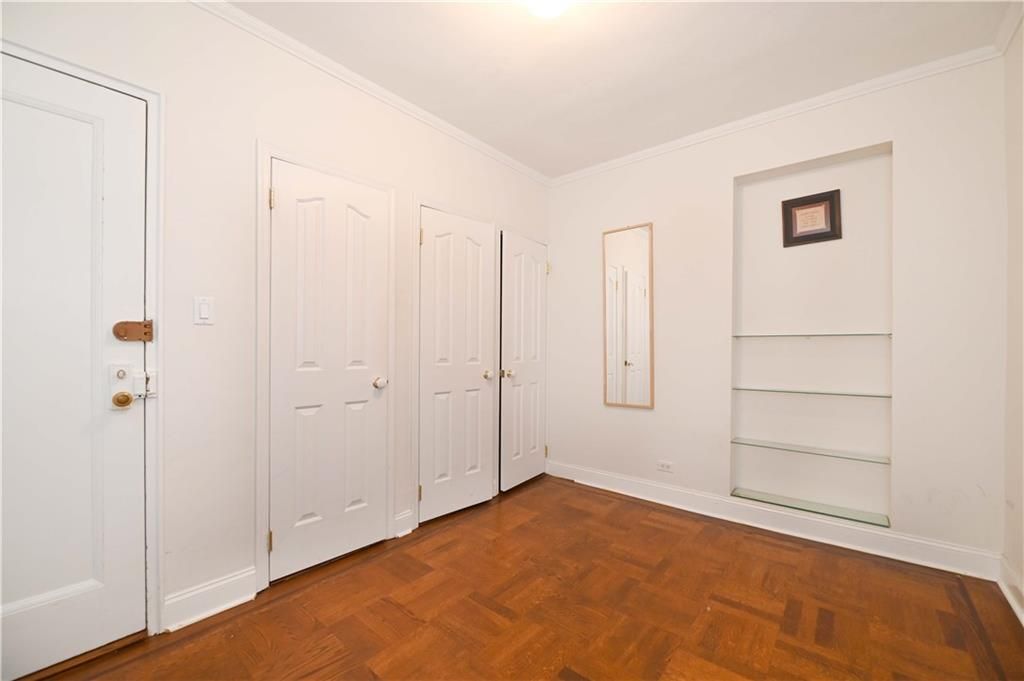 Photo of 110 Shore Boulevard #5A, Brooklyn, NY 11235 (MLS # 499466)