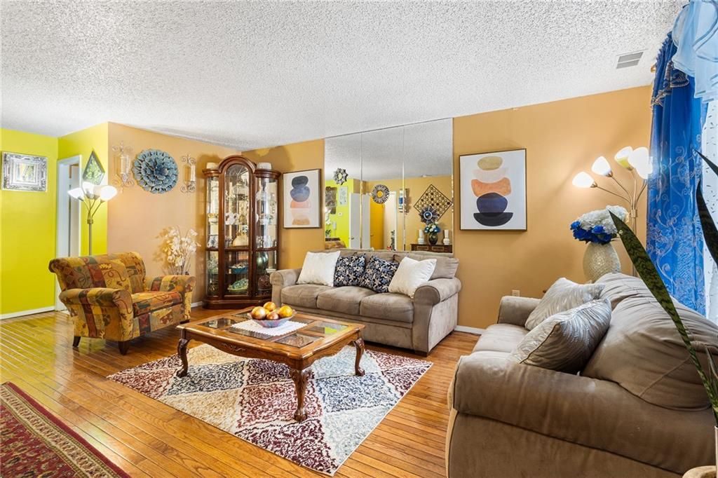 Photo of 460 Hinsdale Street, Brooklyn, NY 11207 (MLS # 499831)