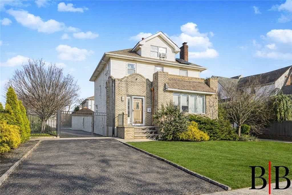 Photo of 69 Crystal Avenue, Staten Island, NY 10302 (MLS # 499715)