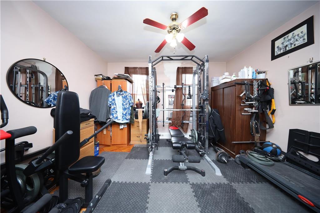 32 Gatling Place, Brooklyn, New York image 18