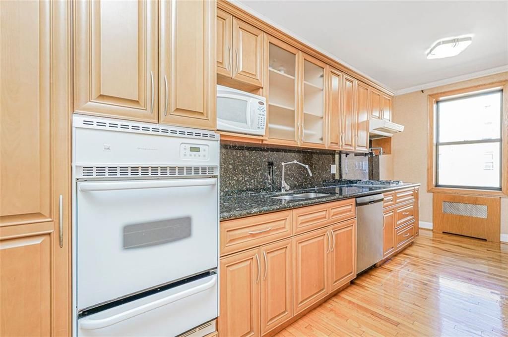 Photo of 1810 Avenue N #4C, Brooklyn, NY 11230 (MLS # 498854)