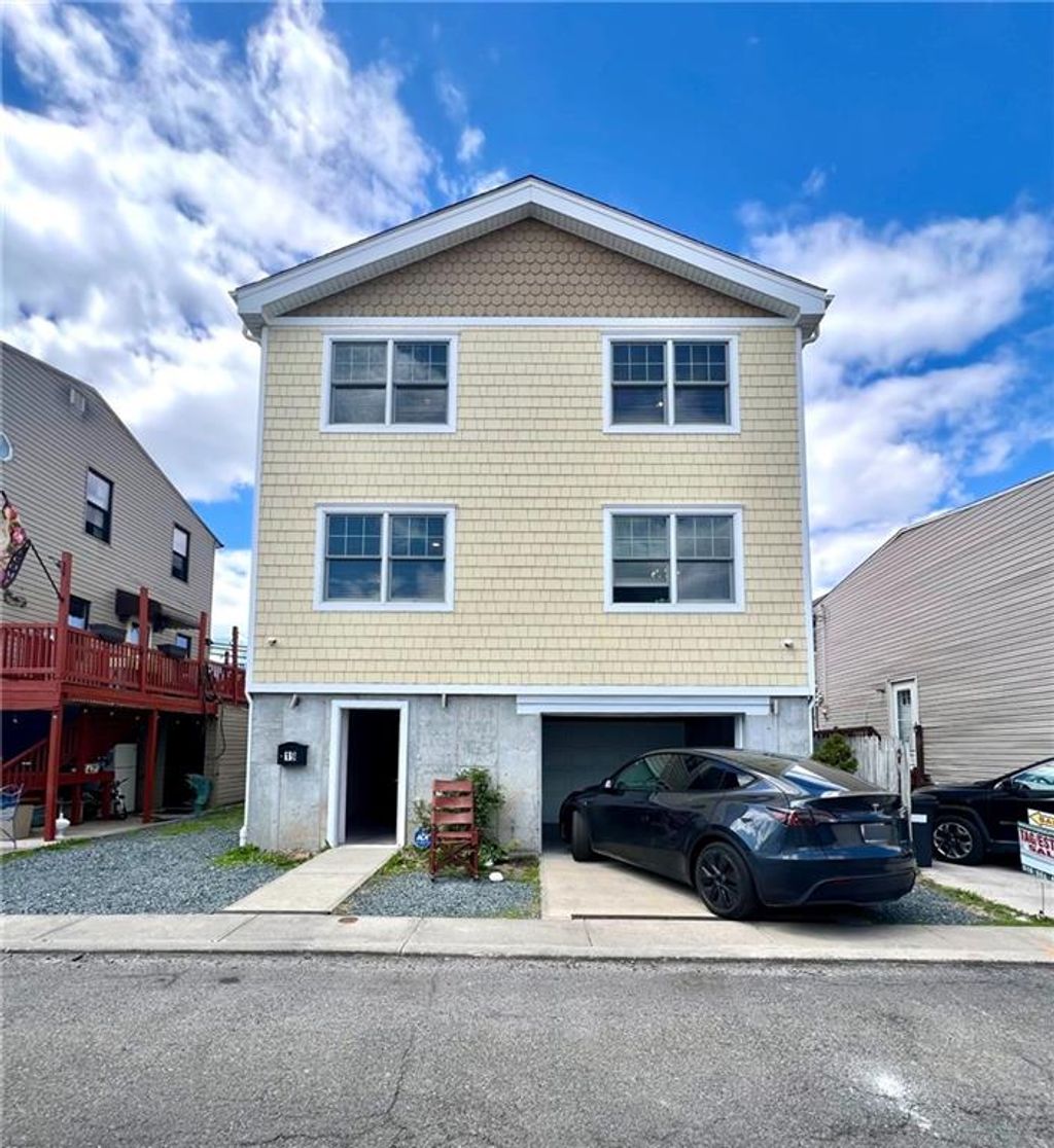 Photo of 19 Nova Court, Brooklyn, NY 11229 (MLS # 501788)