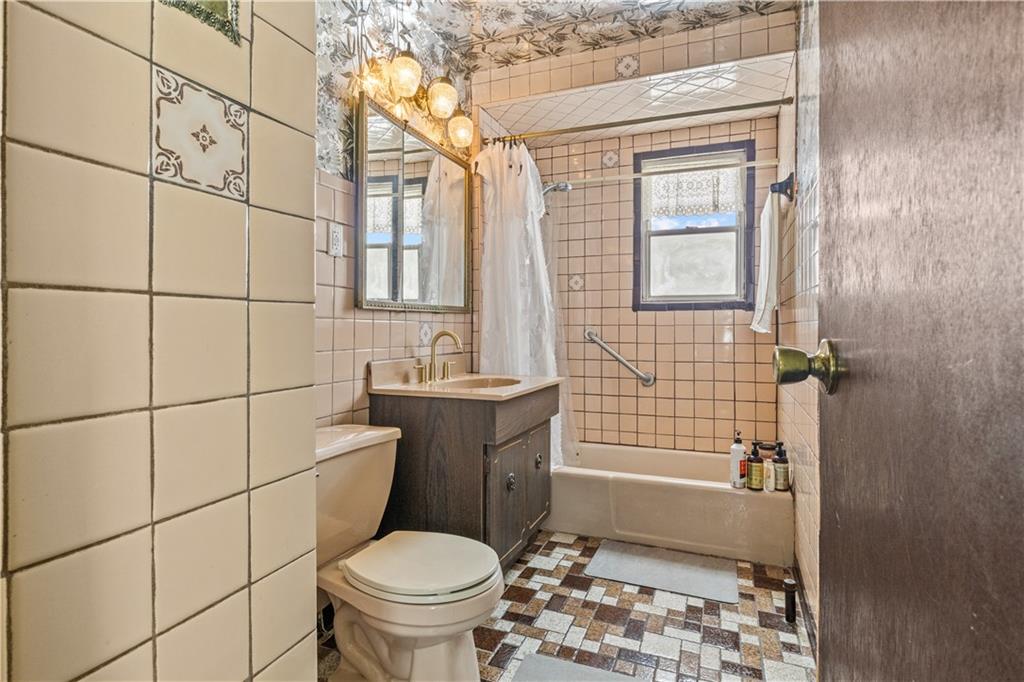 2046 36th Street, Brooklyn, New York image 6