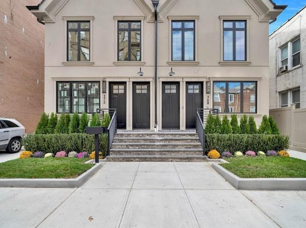 Photo of 368 92nd Street #1A, Brooklyn, NY 11209 (MLS # 497429)