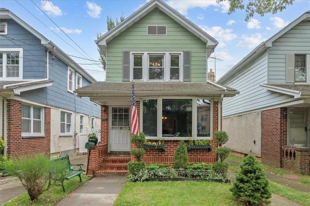 Photo of 1927 Batchelder Street, Brooklyn, NY 11229 (MLS # 496559)
