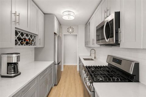Homes For Sale - 2944 5th Street #23J<br/> Brooklyn, NY 11224