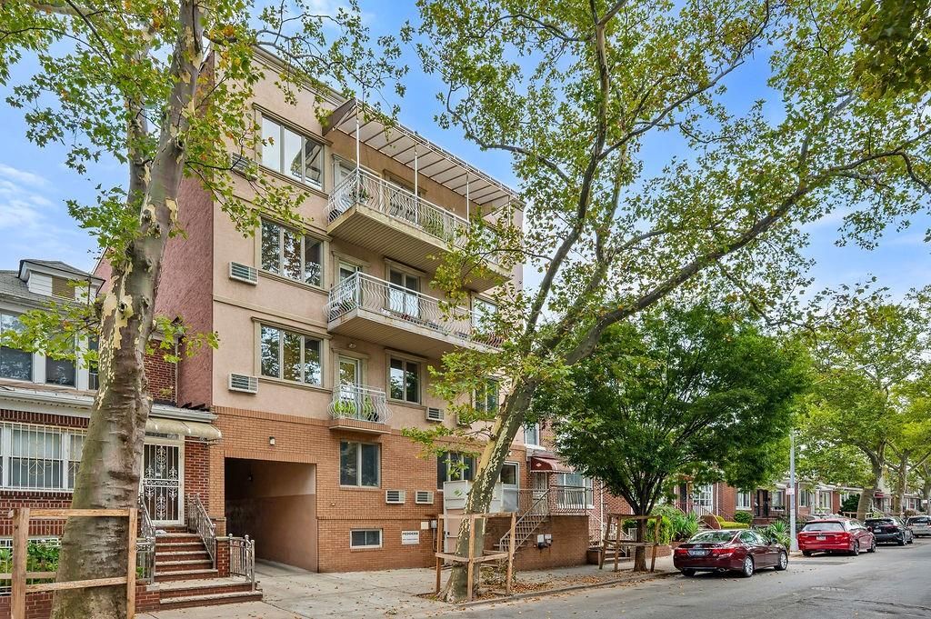 Photo of 2231 62nd Street #1A, Brooklyn, NY 11204 (MLS # 493935)