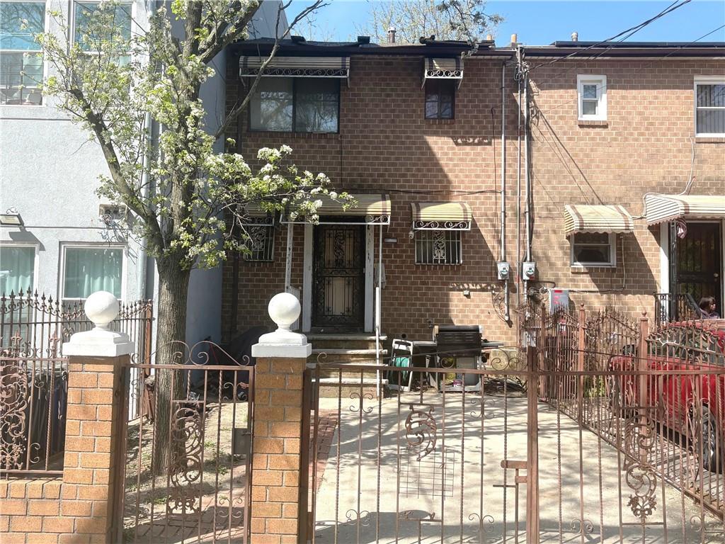 592 Powell Street, Brooklyn, New York image 5