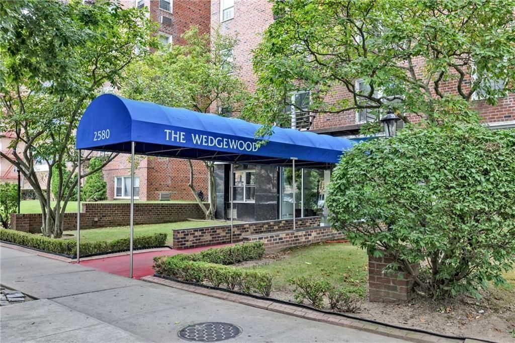 Photo of 2580 Ocean Parkway #2K, Brooklyn, NY 11235 (MLS # 501334)