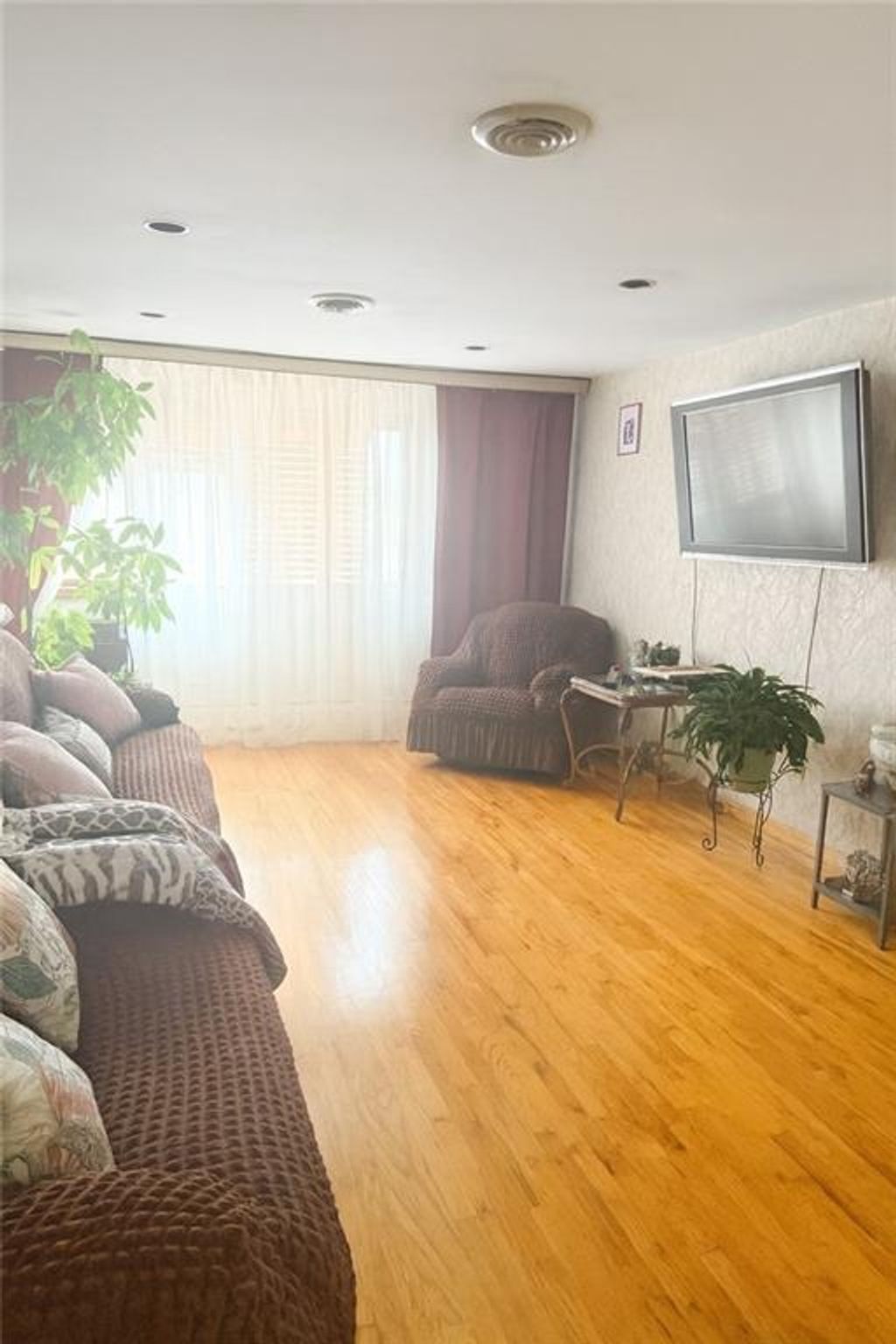 Photo of 3956 Nostrand Avenue, Brooklyn, NY 11235 (MLS # 496542)