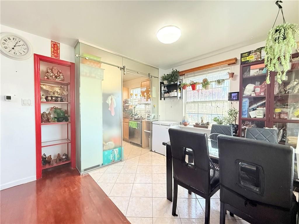 Photo of 33 Geo Court, Staten Island, NY 10304 (MLS # 497480)