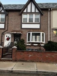 Homes For Sale - 6807 Bay Cliff Terrace<br/> Brooklyn, NY 11220