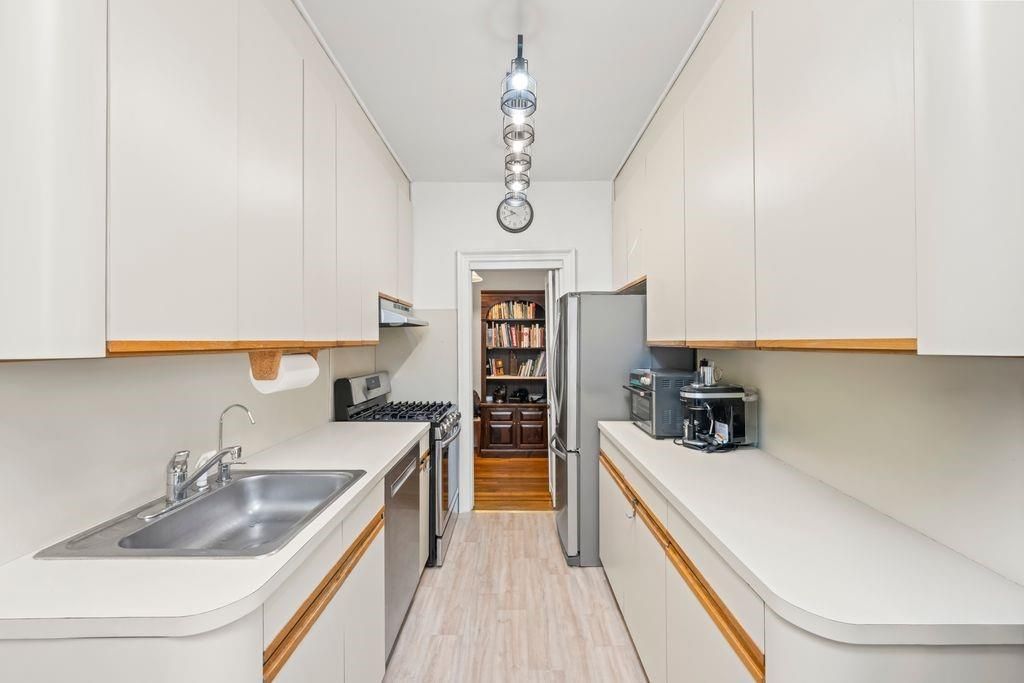 Photo of 7119 Shore Road #6H, Brooklyn, NY 11209 (MLS # 503277)