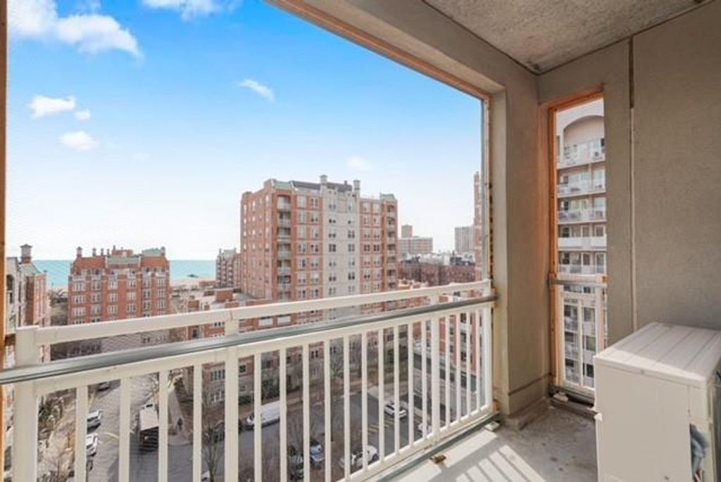 Photo of 40 Oceana Drive #9B, Brooklyn, NY 11235 (MLS # 496579)
