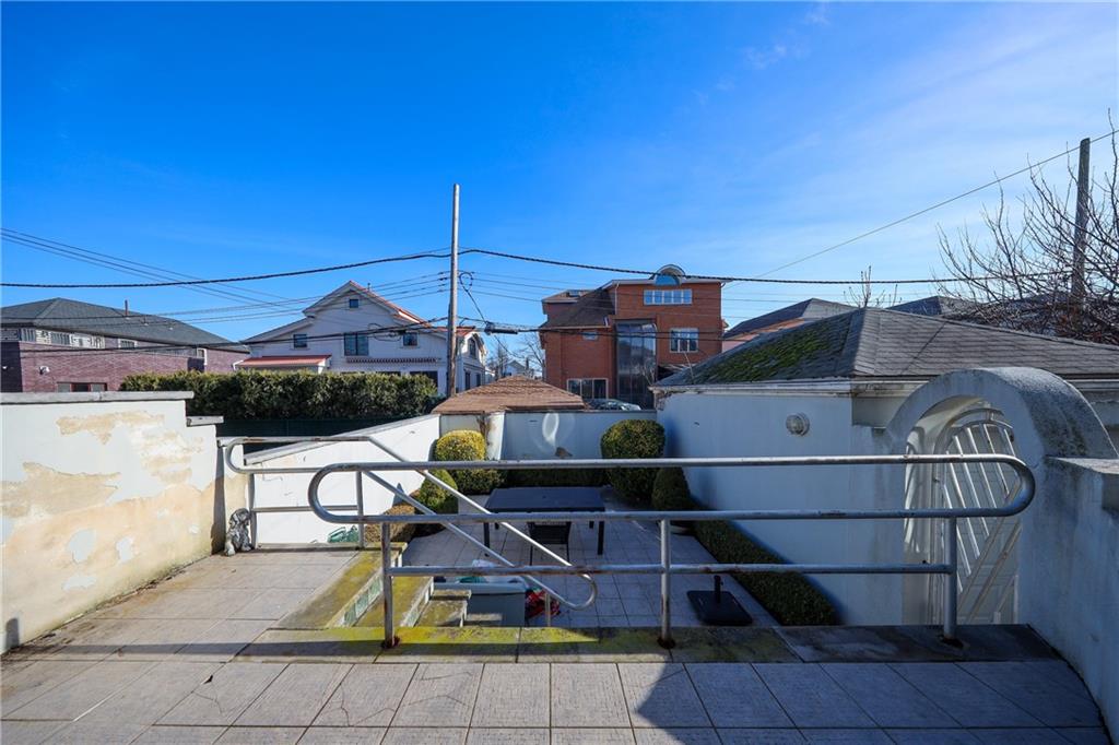 61 Exeter Street, Brooklyn, New York image 38