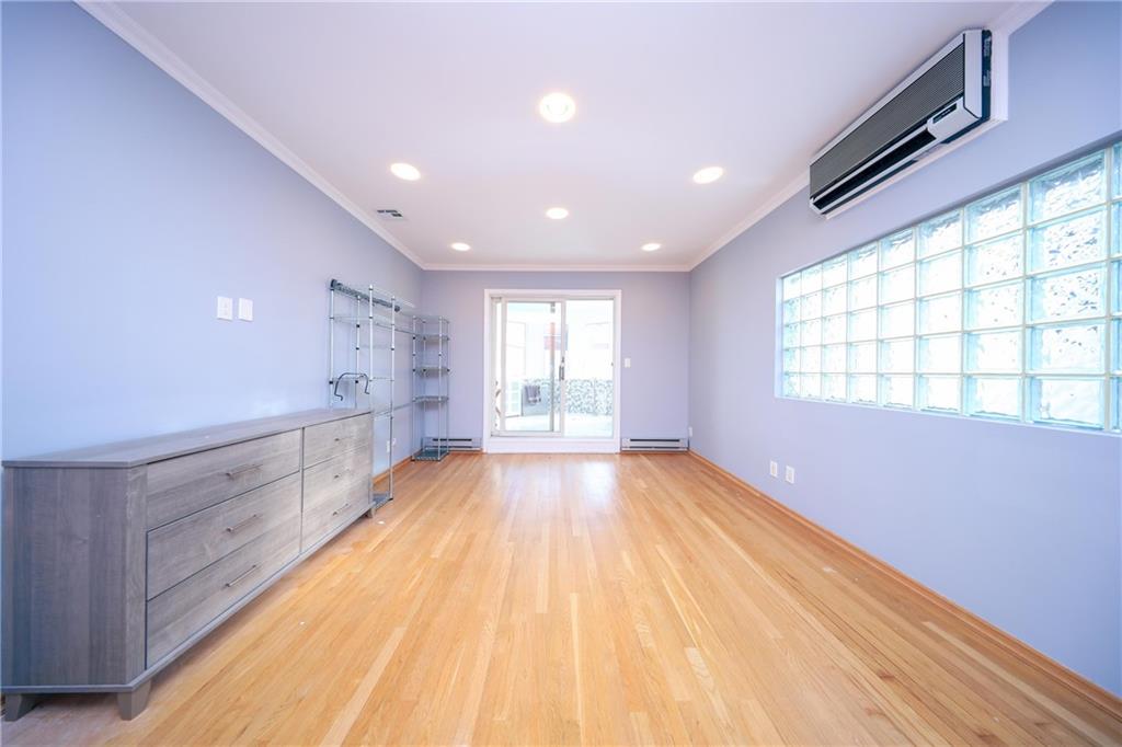 61 Exeter Street, Brooklyn, New York image 17