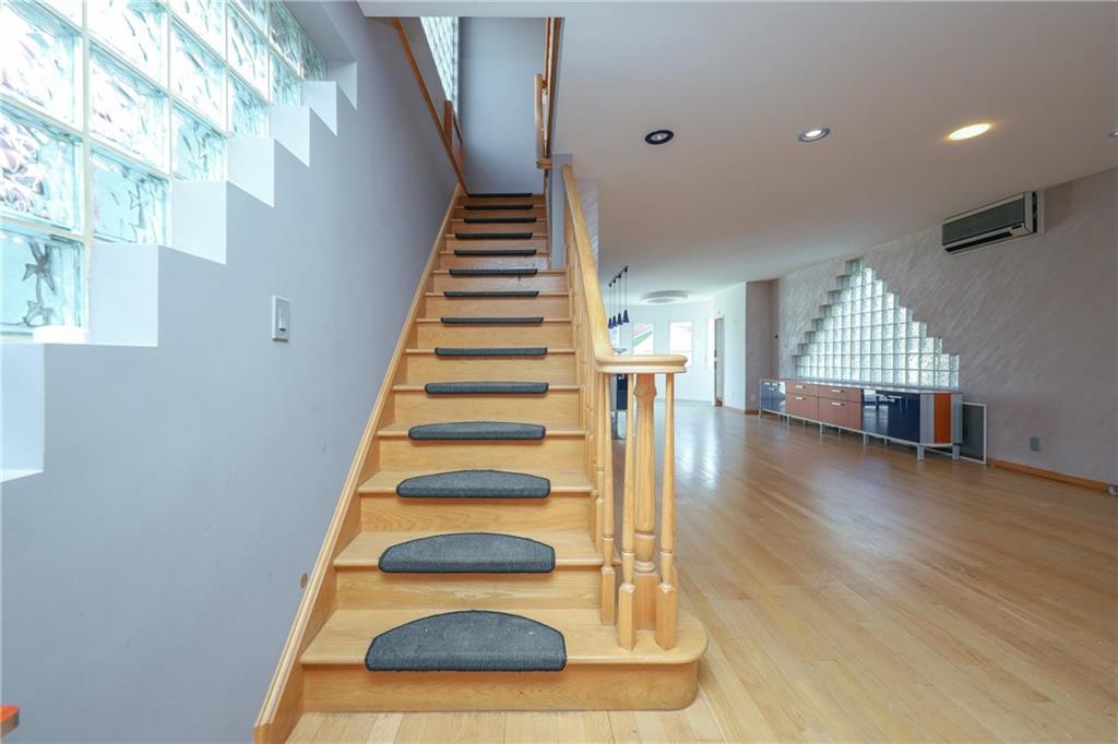 61 Exeter Street, Brooklyn, New York image 15
