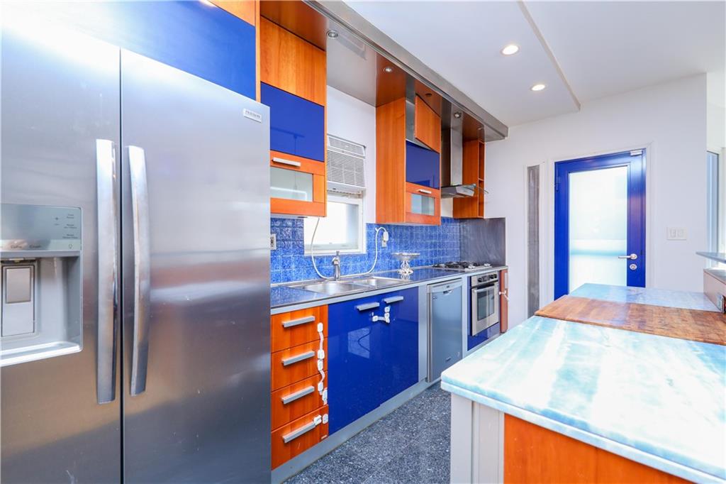 61 Exeter Street, Brooklyn, New York image 11