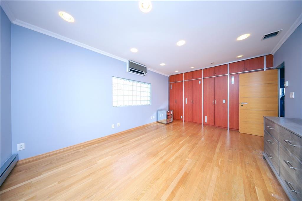 61 Exeter Street, Brooklyn, New York image 20