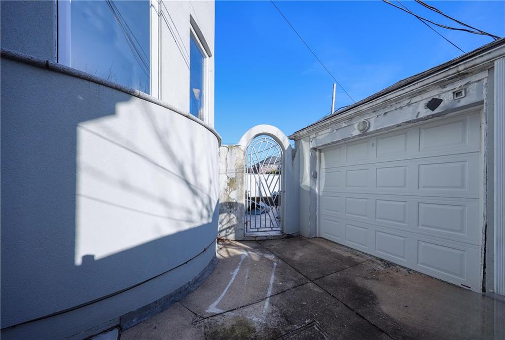 61 Exeter Street, Brooklyn, New York image 40
