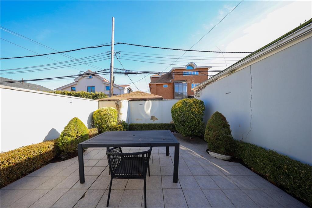 61 Exeter Street, Brooklyn, New York image 37