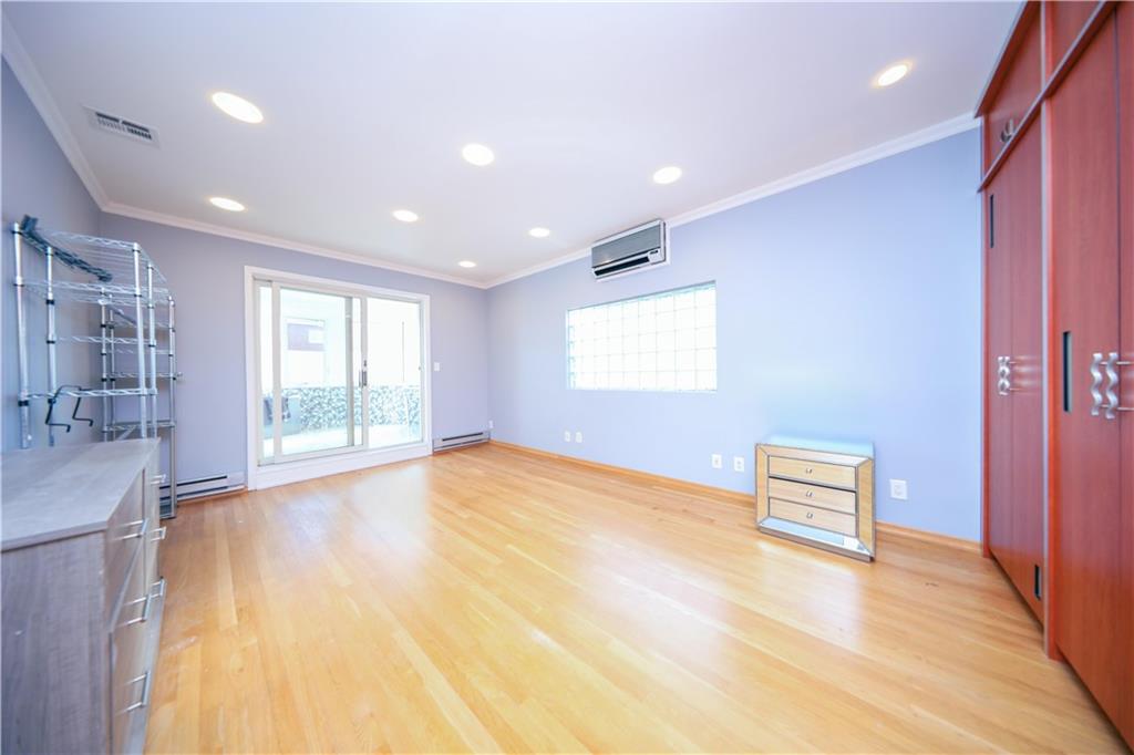 61 Exeter Street, Brooklyn, New York image 18