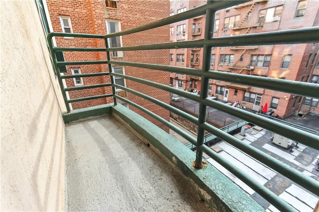 Photo of 1720 14 Street #4B, Brooklyn, NY 11229 (MLS # 500202)