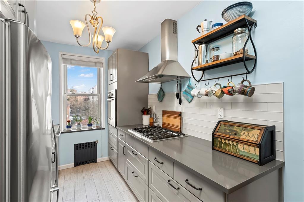 9425 Shore Road #3B, Brooklyn, New York image 2
