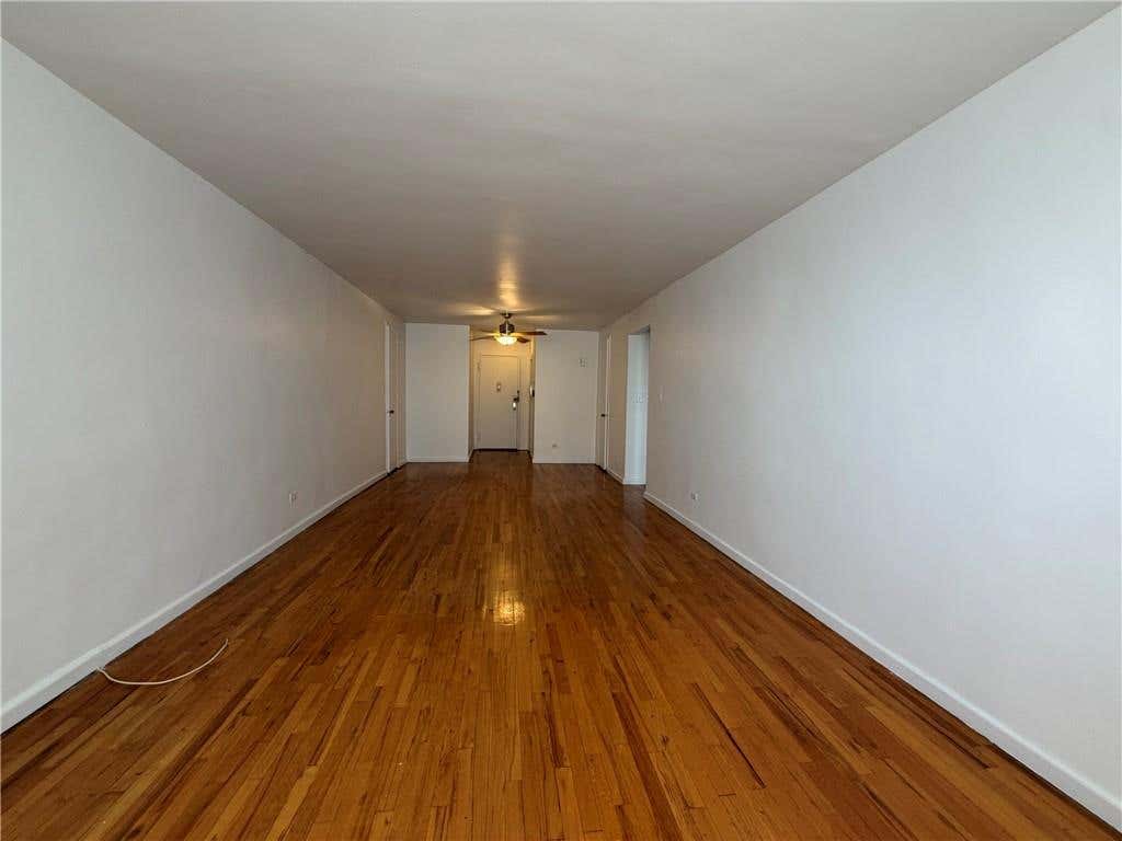 Photo of 310 Beverly Road #4H, Brooklyn, NY 11218 (MLS # 503621)