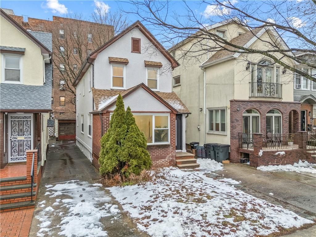 Photo of 1911 19th Street, Brooklyn, NY 11229 (MLS # 500545)
