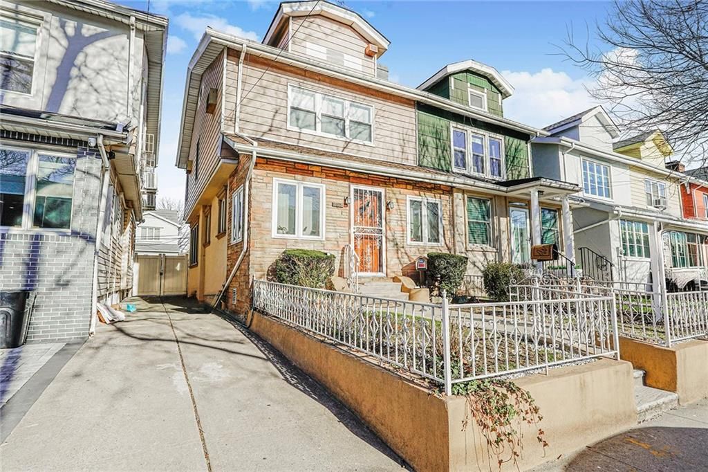 Photo of 1925 16th Street, Brooklyn, NY 11229 (MLS # 499999)